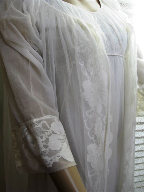 Miss Elaine Peignoir Set Vintage 2 Piece Robe And Nightgown Etsy