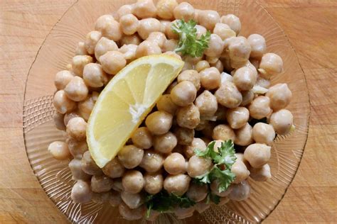 Balila Healthy Vegan Lebanese Chickpea Salad Recipe