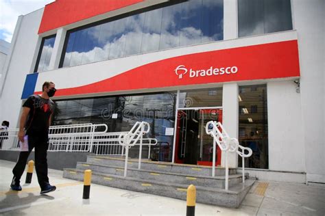 Bradesco bank branch editorial stock photo. Image of brand - 168050823