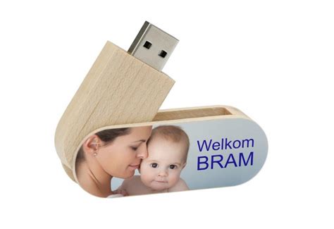 Hout Twister Usb Stick Met Naam Vanaf 1 Stuk Bedrukken