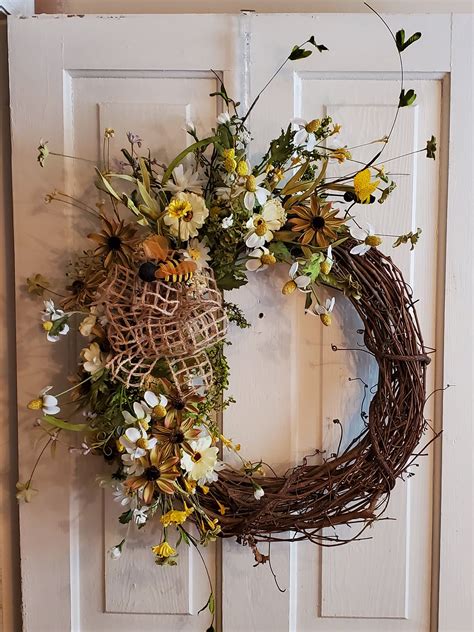 Spring Grapevine Wreath Featuring Bumble Bee Etsy Grapevine Wreath