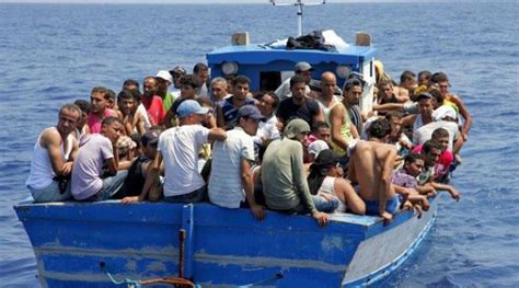 Italie Des Milliers De Migrants Sauv S Mais Pas De Survivants