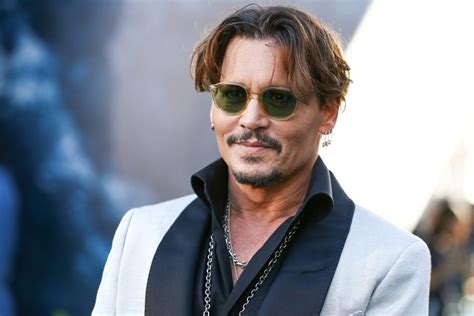 Johnny Depp Revelan Nueva Imagen Del Actor Como El Rey Luis Xv Canal