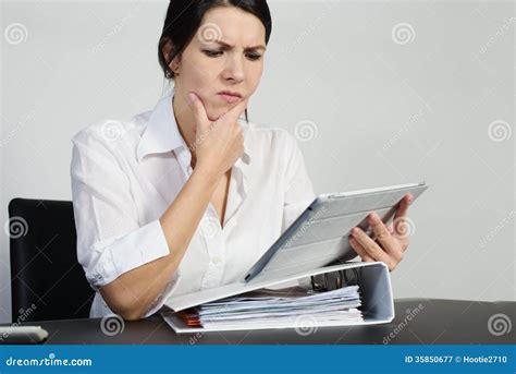 Puzzled Woman Thinking Hard Stock Image Image Of Brunette Puzzled