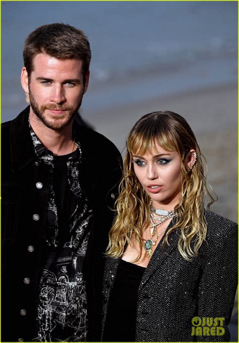 Photo Miley Cyrus Liam Hemsworth Split 40 Photo 4338055 Just Jared