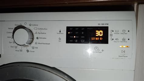 Electrolux Timemanager EWS31074SU Silk 30 800RPM YouTube