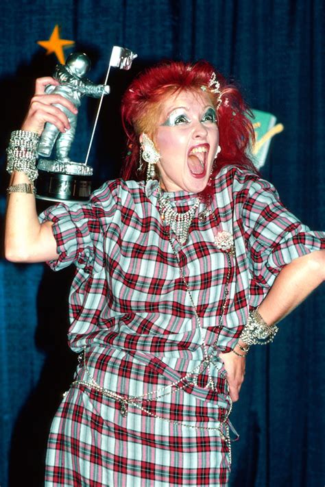 The 32 Most Memorable Beauty Looks From The Mtv Vmas Cyndi Lauper