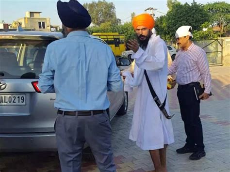 Amritpal Singh Arrest News Amritpal Singh Arrested By Punjab Police