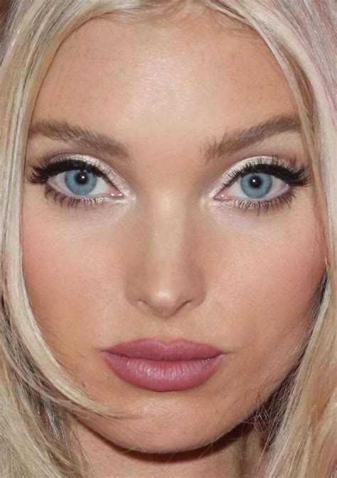 Close Up Of Elsa Hosk At The 2017 Victorias Secret Fashion Show After