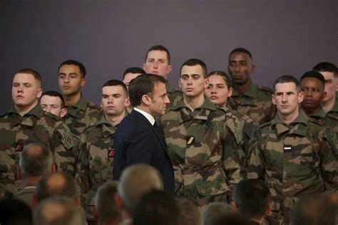 Dans les coulisses de la visite d Emmanuel Macron à Cherbourg en