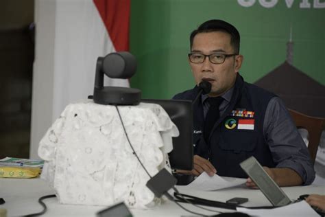 Psbb Jabar Dilanjutkan Secara Proporsional Di Kabupaten Kota Antara News