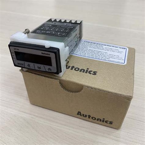 MT4N DV E0 Đồng hồ đo dòng điện DC Autonics 48x24mm