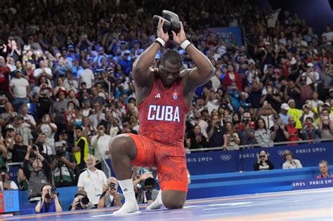 Mijain Lopez Ganha Quinta Medalha De Ouro Consecutiva Nas Olimp Adas E