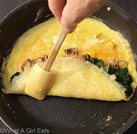 How To Make A Perfect French Omelet What A Girl Eats