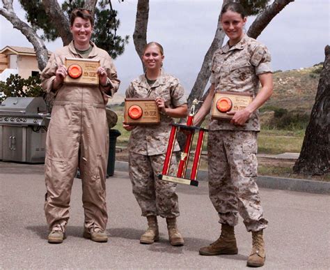 Female Marines In The Media Capt Tracey Hartley Lcpl Brittney