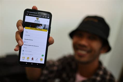 Mudahkan Pembayaran Zakat Baznas Buka Layanan Kantor Digital Positif