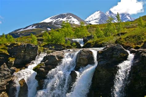 PHOTO GALLERY: Driving Norway's Jotunheimen Mountains