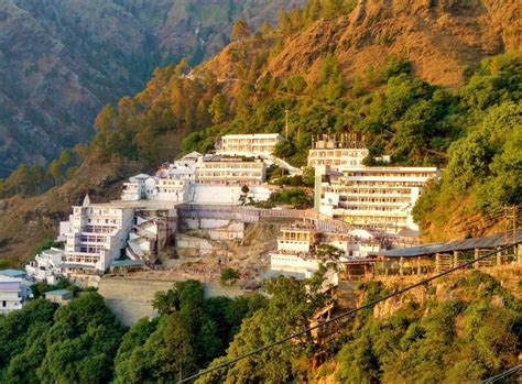 Vaishno Devi Cave Temple Katra, Timings, Pooja, Importance