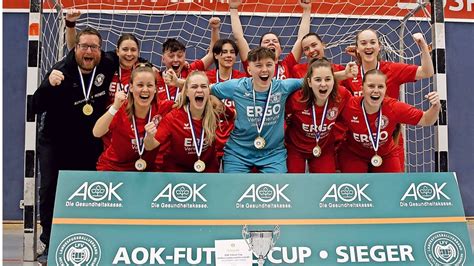 Tsv Stralsund Sichert Sich Futsal Meisterschaft Der Frauen