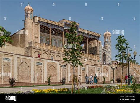 Hazrat Khizr Mosque Hi Res Stock Photography And Images Alamy