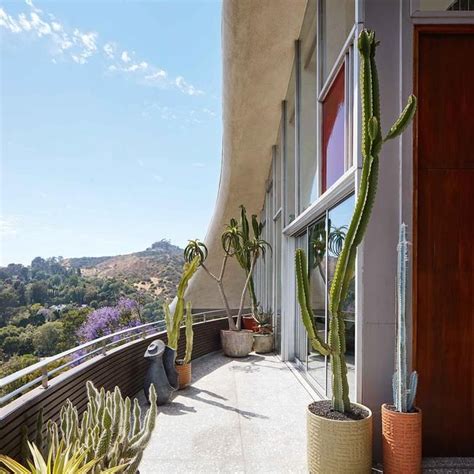 Garcia House John Lautners Modernist Los Angeles Home Renovated