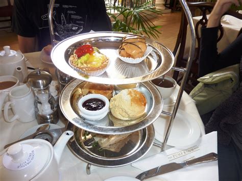 The High Tea Inspectors: The Pump Room, Bath, England