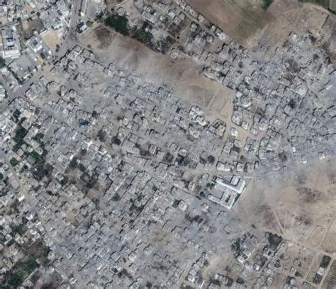 Residential area in Gaza before and after air strikes : r/pics