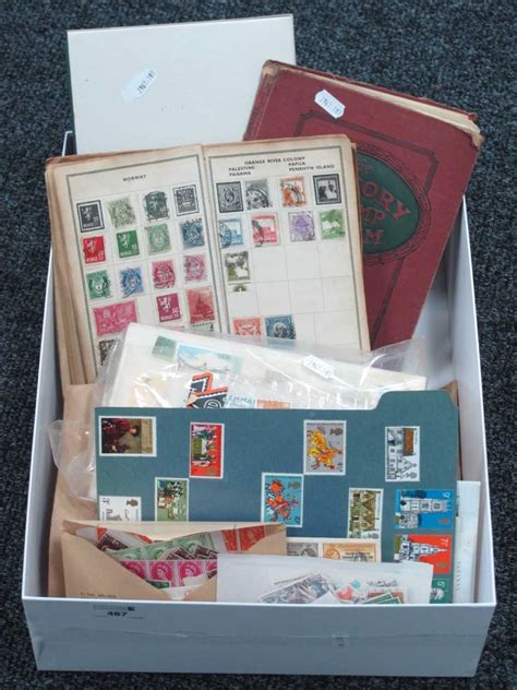 Stamps A World Stamp Collection Early To Modern Housed In Two Junior