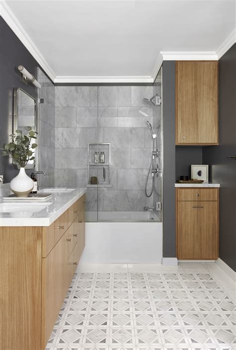 9 Small Bathroom Remodel Tips from Experts