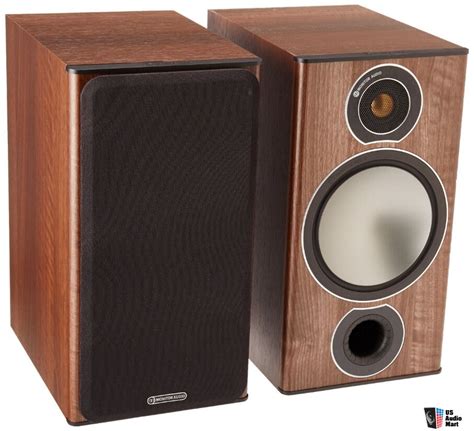 Fs New In Box Monitor Audio Bronze Br Bookshelf Speakers In Walnut