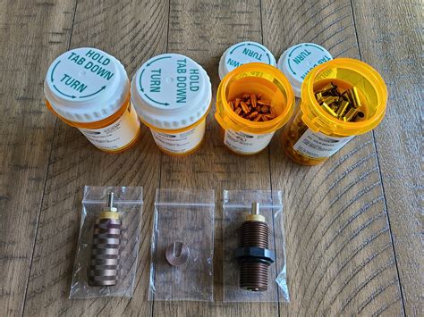 SOLD - Cutting Edge 22LR Die Set and 32gr Bullet/Brass Bundle | Sniper