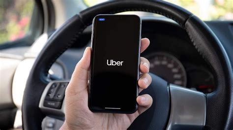 Veja a lista de carros que não serão aceitos como Uber a partir de 2024