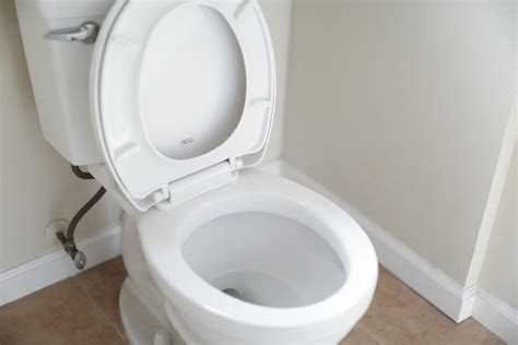 6 Top Ways To Clean A Badly Stained Toilet