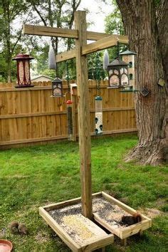 DIY Bird Feeder Hanger / Feeding Station