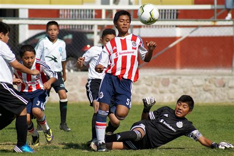 DeporPuebla CHIVAS LOS ÁNGELES MIRA A LA OLIMPIADA NACIONAL