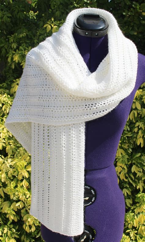 Écharpe fait main étole crochet dentelle tour de cou snood foulard