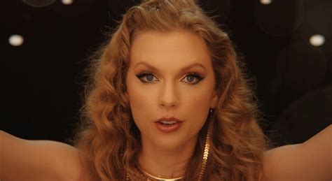 Pan On Twitter 🚨 Taylor Swift Lança O Clipe De Karma Remix Sua