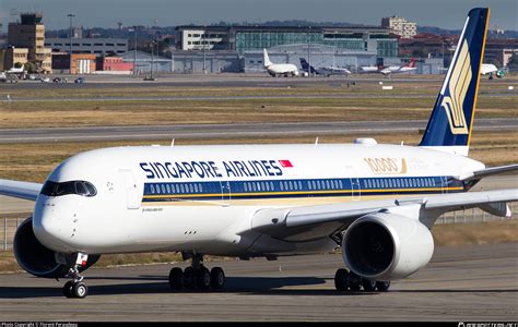 V Smf Singapore Airlines Airbus A Photo By Florent Peraudeau