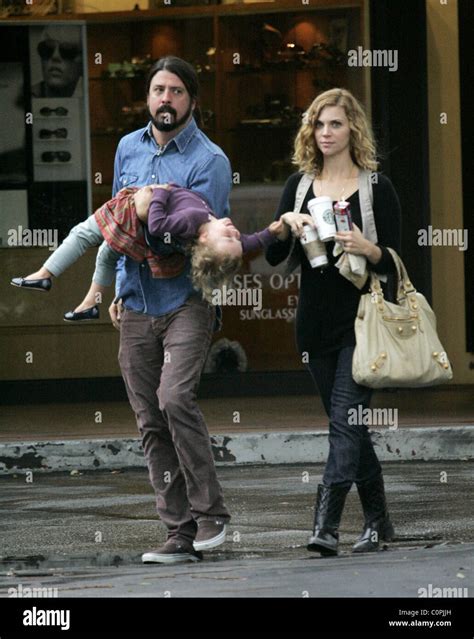 Dave Grohl has a stroll in Bel-Air with daughter Violet Maye Grohl ...