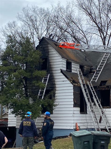 Huge House Fire 2 Alarm In Woodridge Around 1220pm “1 Civilian And 1 Firefighter Transported To