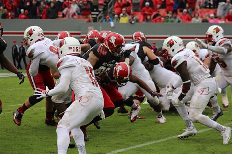 Stat Comparison Louisville Vs Nc State The Crunch Zone