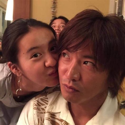 Cocomi、父・木村拓哉へのキス写真にネット困惑「普通こんな写真載せない」1ページ目 デイリーニュースオンライン