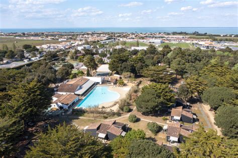 Slow Village Ile de Ré Camping de luxe Charente Maritime Saint