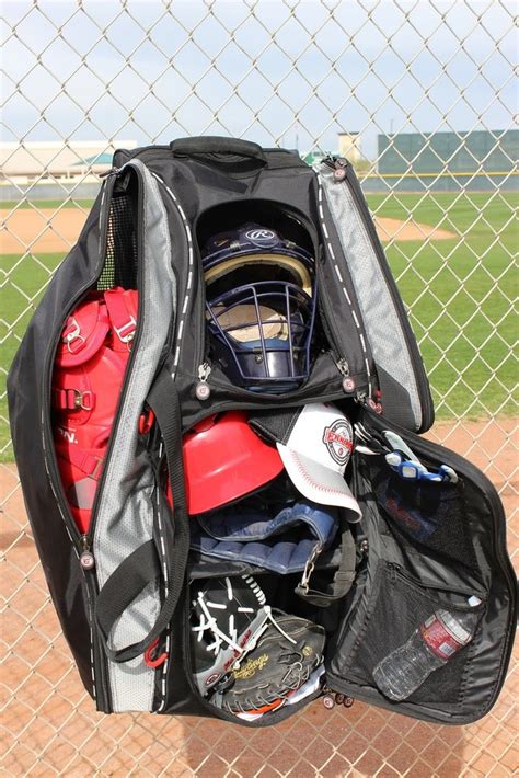 The Best Catchers Bag Available Today See Our Top Picks