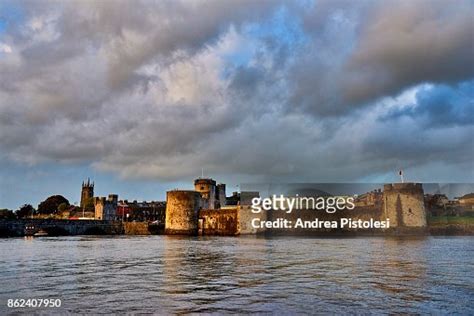 Limerick Castle Ireland High-Res Stock Photo - Getty Images