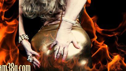 BBW Samantha G Is So Hot That She S On Fire Photos