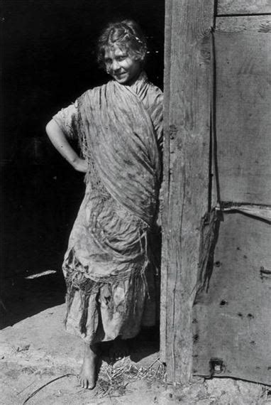 André Kertész Gypsy girl Paprika s sister Esztergom Hungary 1918