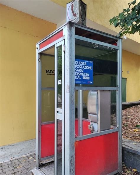 Installare A Torino Il Telefono Del Vento La Cabina Per Parlare