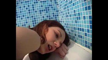 Sumisa Y Humillada Por Mi Mejor Amiga XVIDEOS