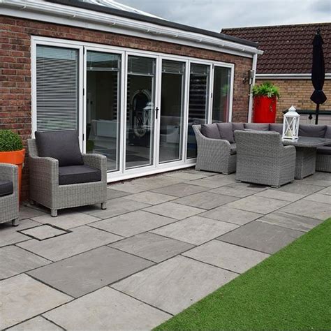 Kandla Grey X Mm Sandstone Paving Slabs M Pack Buy